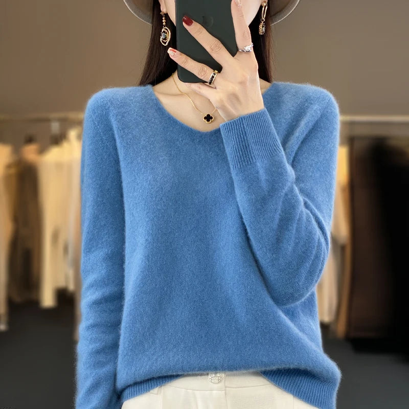 100% Merino Wool V-Neck Pullover