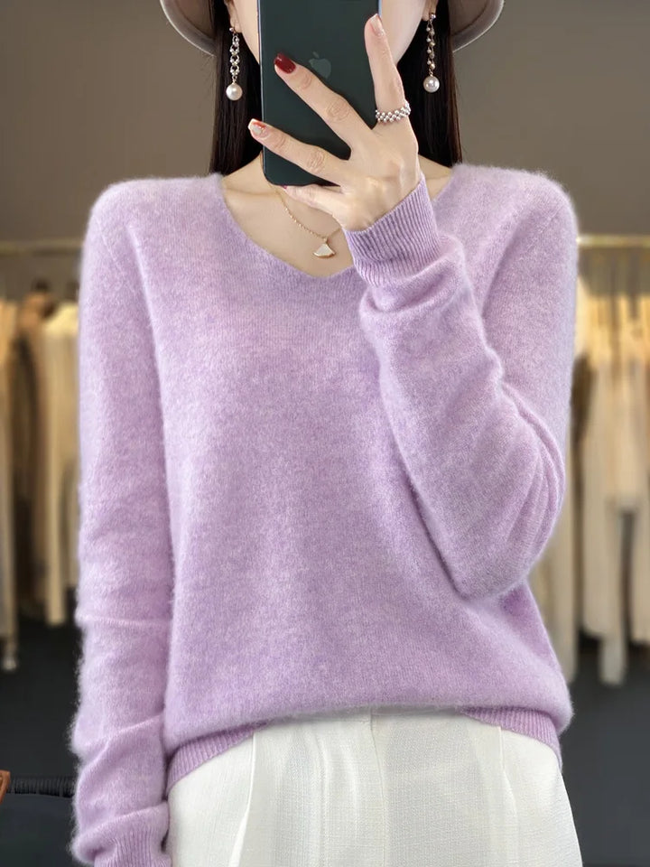 100% Merino Wool V-Neck Pullover
