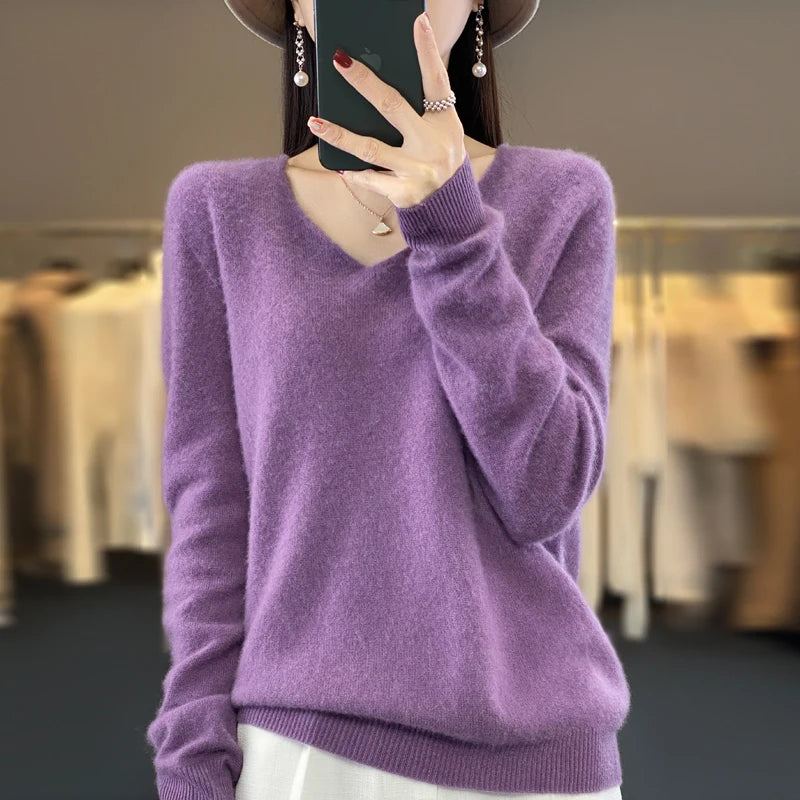 100% Merino Wool V-Neck Pullover