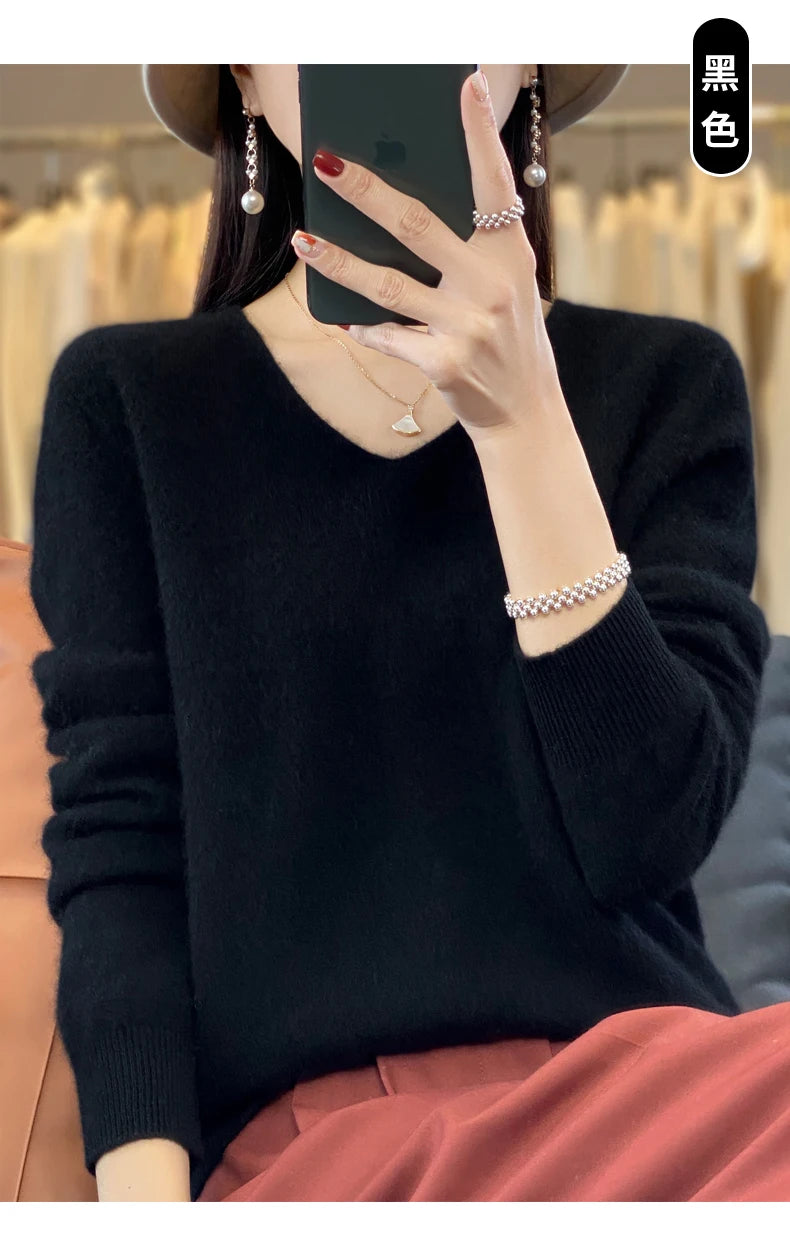 100% Merino Wool V-Neck Pullover