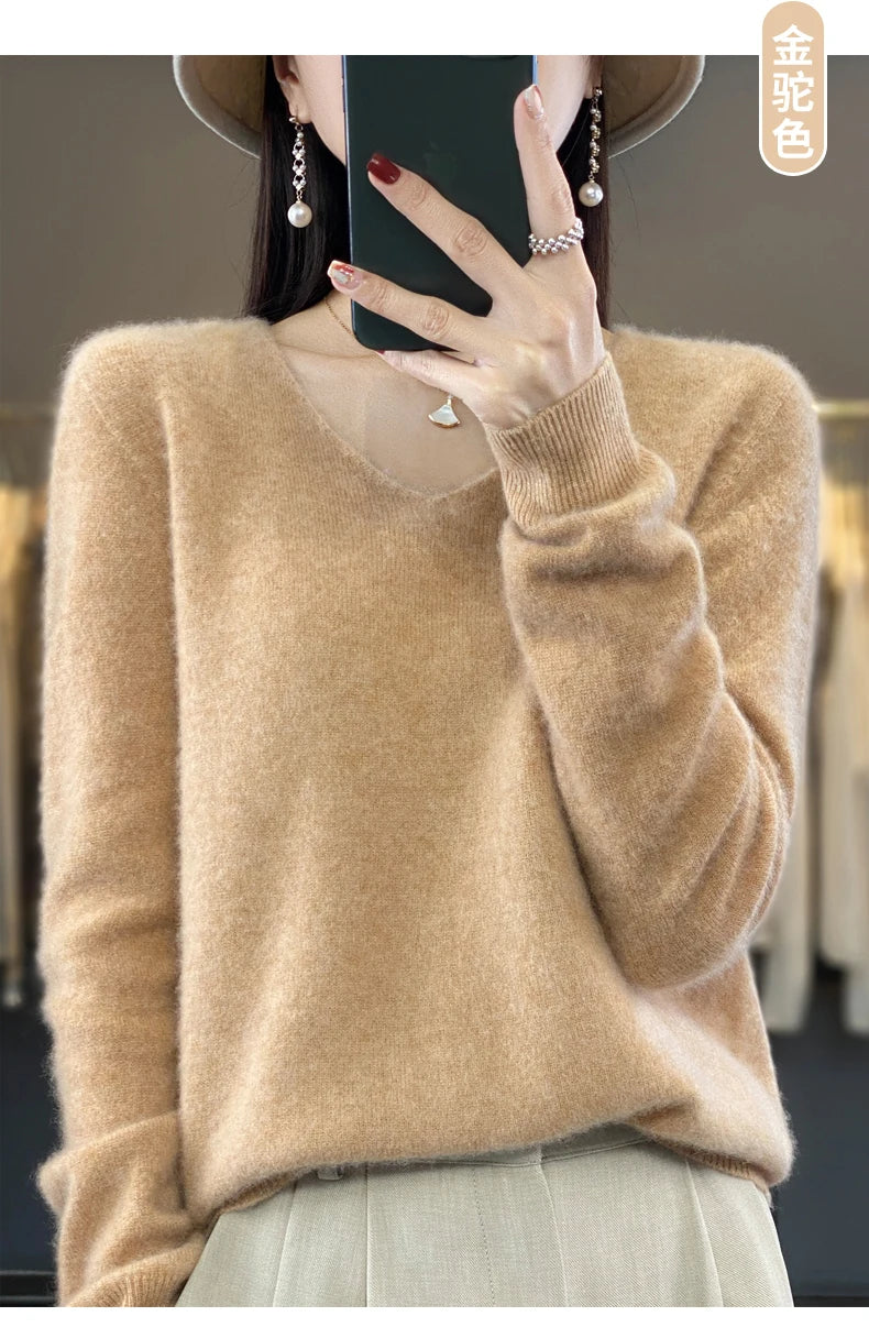 100% Merino Wool V-Neck Pullover