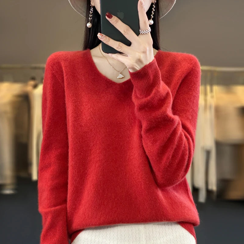 100% Merino Wool V-Neck Pullover