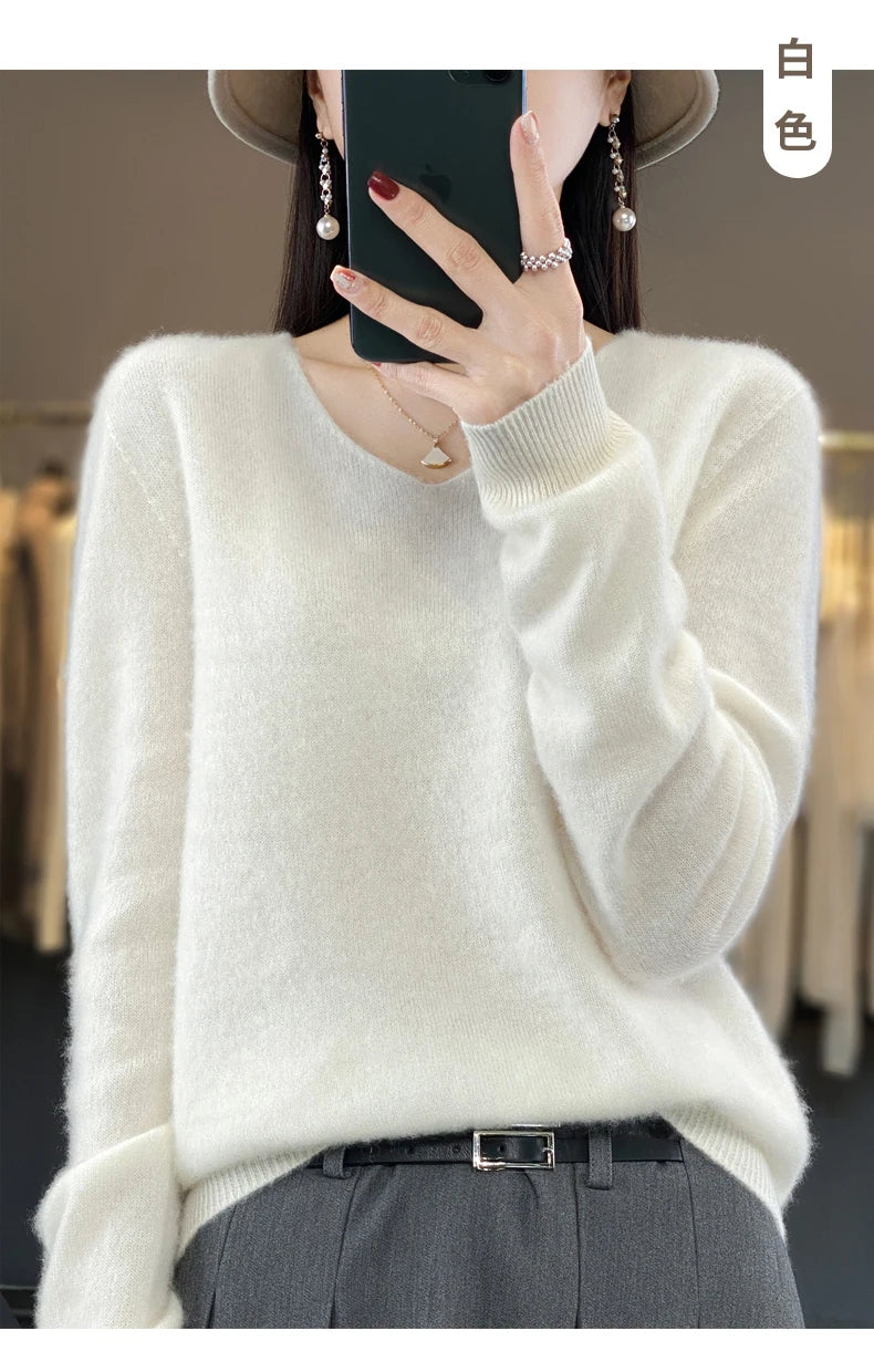 100% Merino Wool V-Neck Pullover