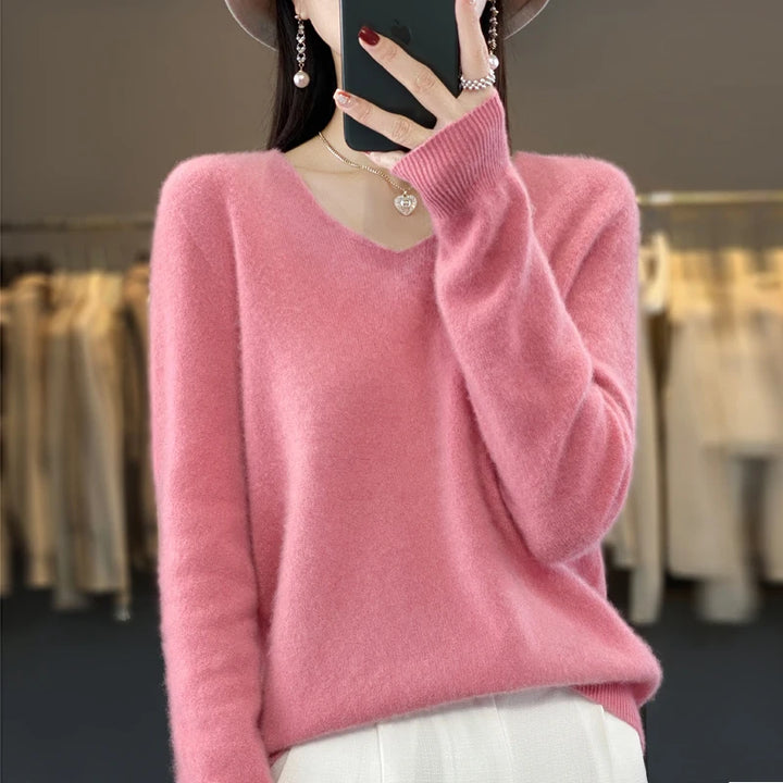 100% Merino Wool V-Neck Pullover
