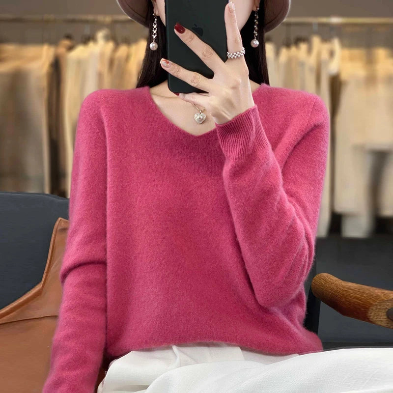 100% Merino Wool V-Neck Pullover